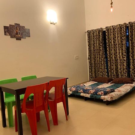 Chalet Ahaz, The Place Of Privacy With Outside Sitting Karjat Exterior photo